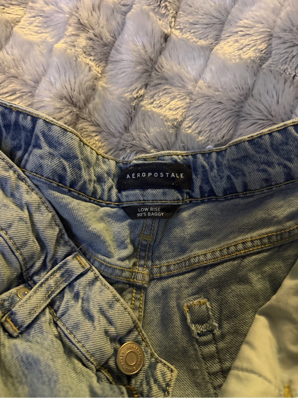 Aeropostale Women's Light Blue Low-Rise Baggy Jeans